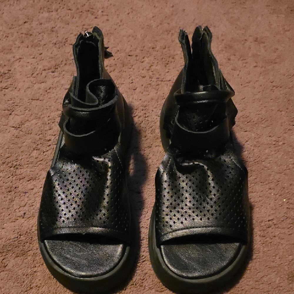 Black Open Toe Shoes